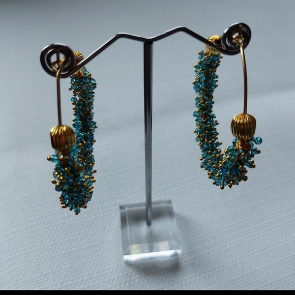 Handmade hoop earrings - Picture 3 of 5